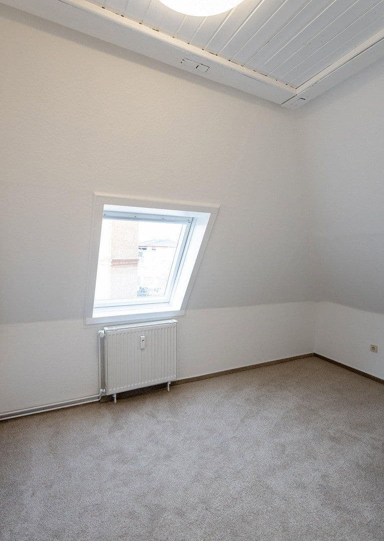 Prodej bytu 4+1 77 m², Paradieswiese 9, Neubrandenburg, Mecklenburg-Vorpommern Prodej bytu 4+1 77 m², Paradieswiese 9, Neubrandenburg, Mecklenburg-Vorpommern