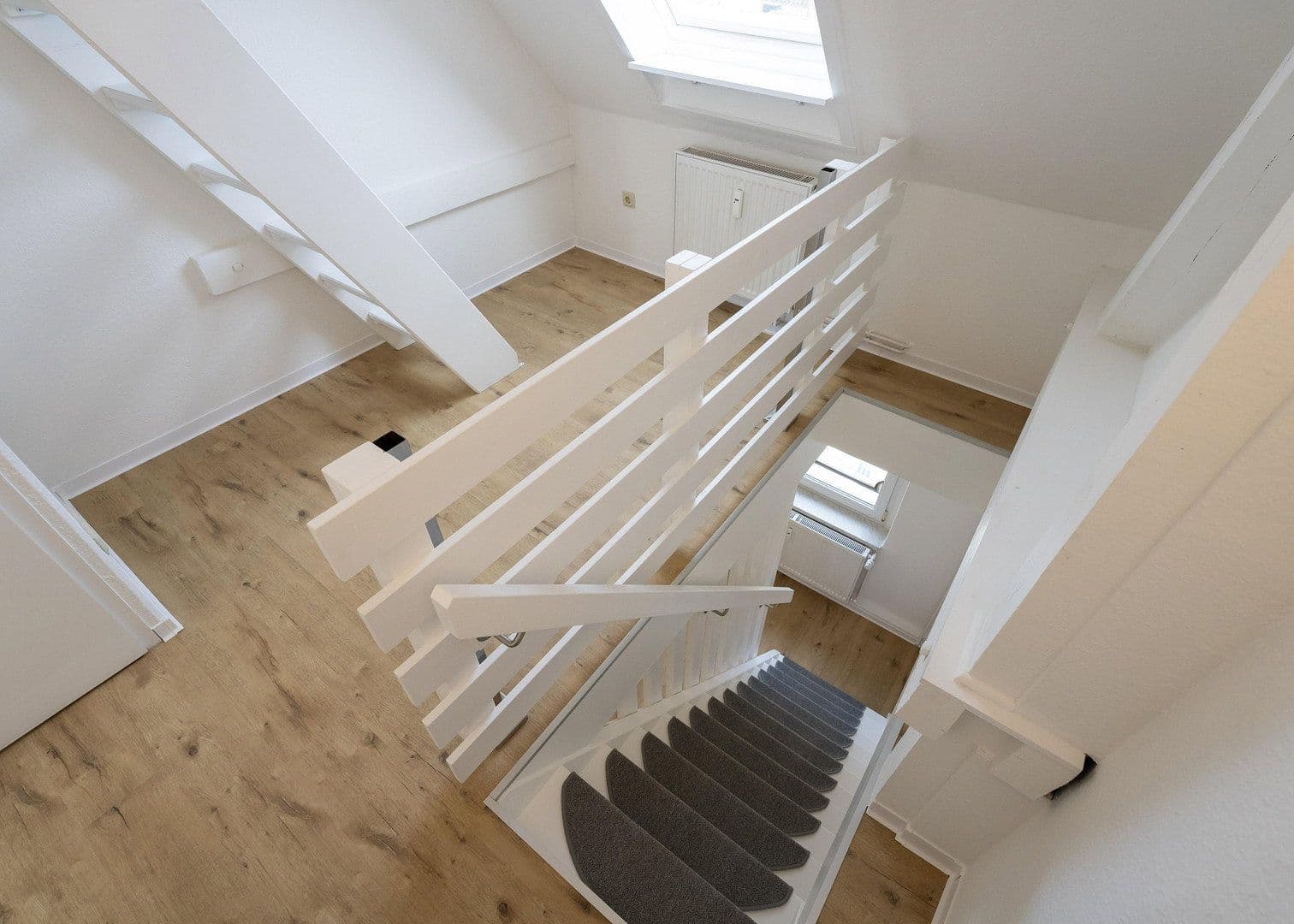 Prodej bytu 4+1 77 m², Paradieswiese 9, Neubrandenburg, Mecklenburg-Vorpommern Prodej bytu 4+1 77 m², Paradieswiese 9, Neubrandenburg, Mecklenburg-Vorpommern