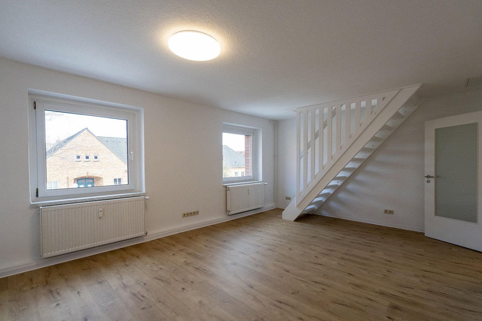 Prodej bytu 4+1 77 m², Paradieswiese 9, Neubrandenburg, Mecklenburg-Vorpommern Prodej bytu 4+1 77 m², Paradieswiese 9, Neubrandenburg, Mecklenburg-Vorpommern