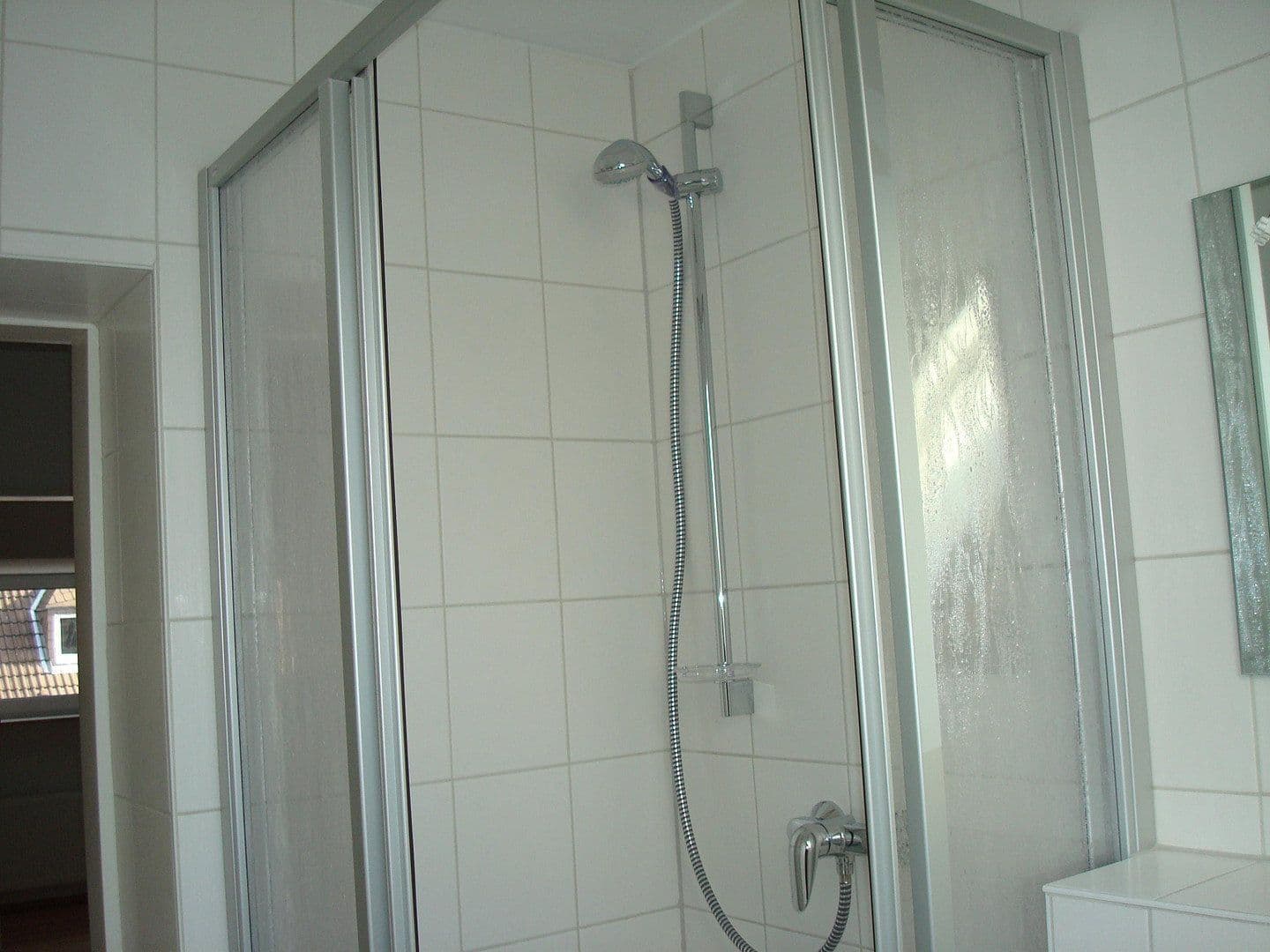 Pronájem bytu 3+1 60 m², Ulanenstr. 22, Düsseldorf, Severní Porýní-Vestfálsko Pronájem bytu 3+1 60 m², Ulanenstr. 22, Düsseldorf, Severní Porýní-Vestfálsko