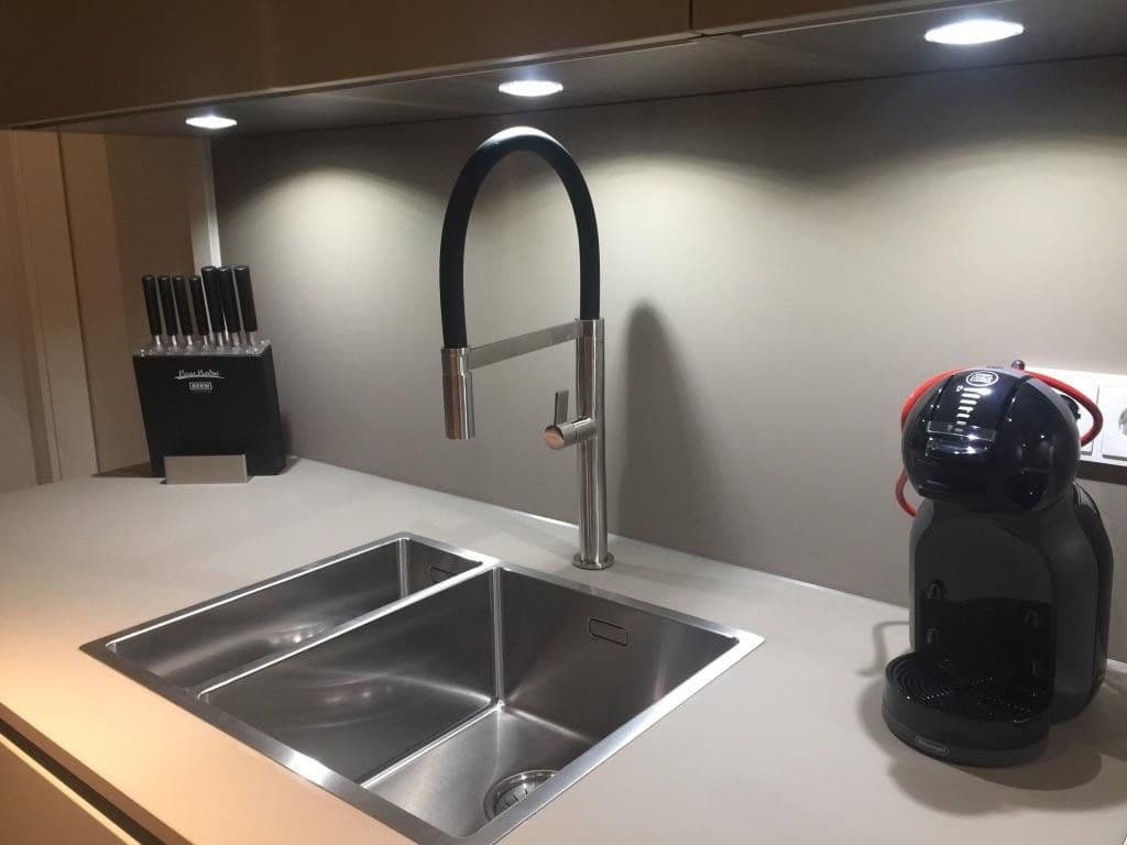 Prodej bytu 3+1 87 m², Gervinusstraße 1b, Berlin, Berlín Prodej bytu 3+1 87 m², Gervinusstraße 1b, Berlin, Berlín