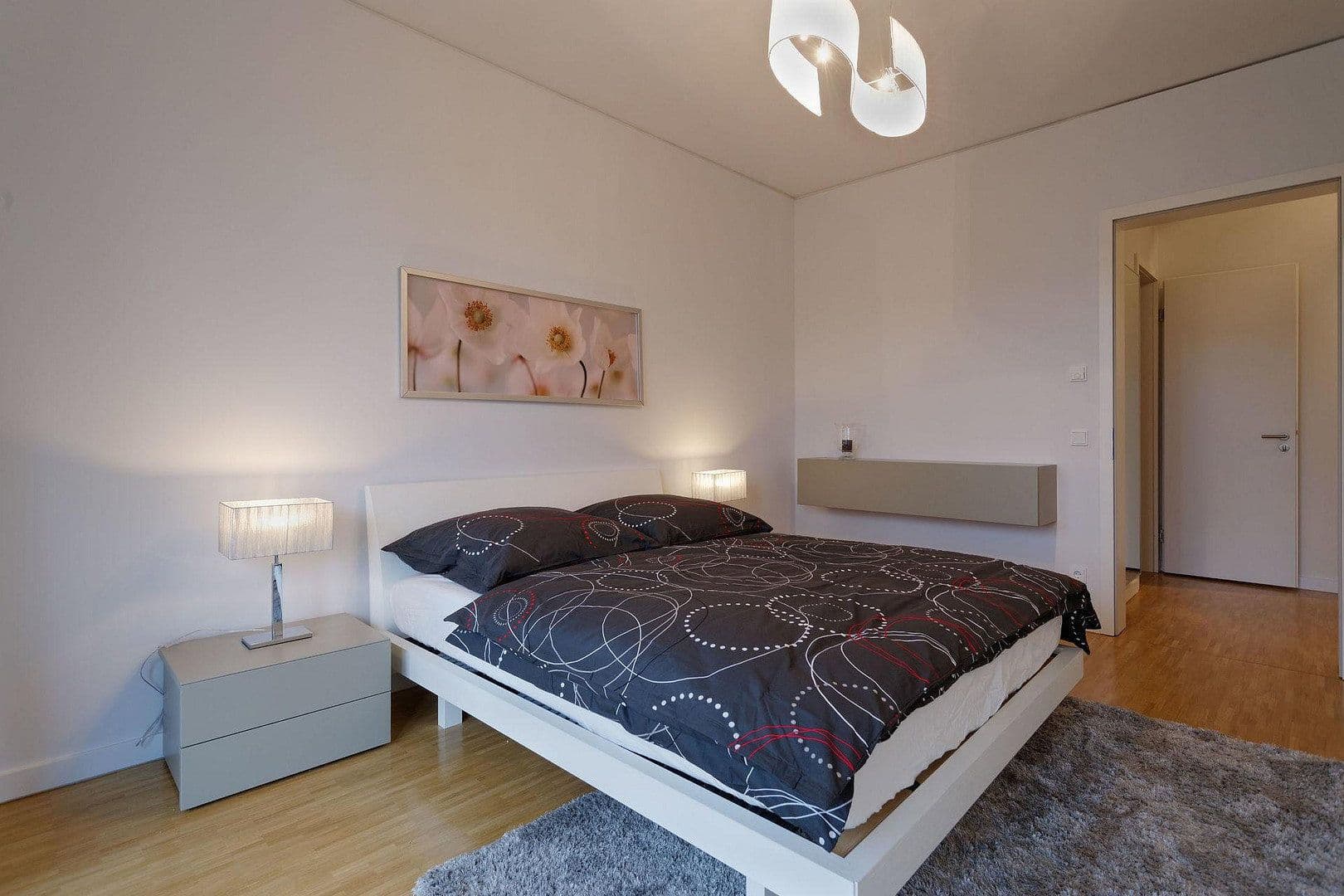 Prodej bytu 3+1 87 m², Gervinusstraße 1b, Berlin, Berlín Prodej bytu 3+1 87 m², Gervinusstraße 1b, Berlin, Berlín