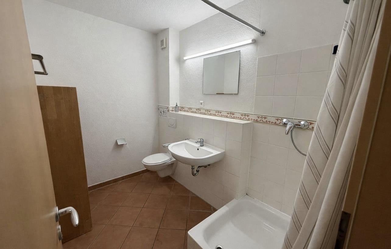 Pronájem bytu 5+1 155 m², Saarstr, Wiesbaden, Hessen Pronájem bytu 5+1 155 m², Saarstr, Wiesbaden, Hessen