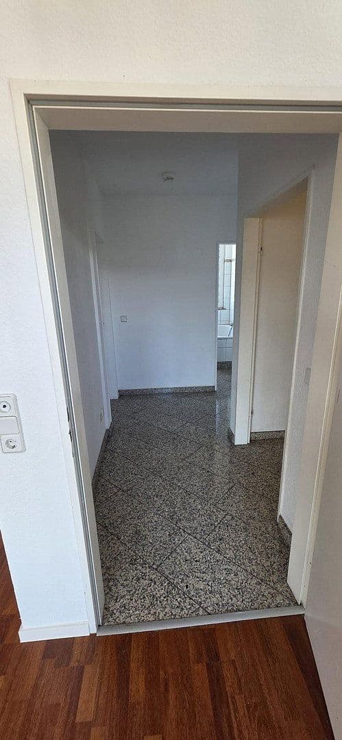 Pronájem bytu 2+kk 80 m², Wuppertal, Severní Porýní-Vestfálsko Pronájem bytu 2+kk 80 m², Wuppertal, Severní Porýní-Vestfálsko