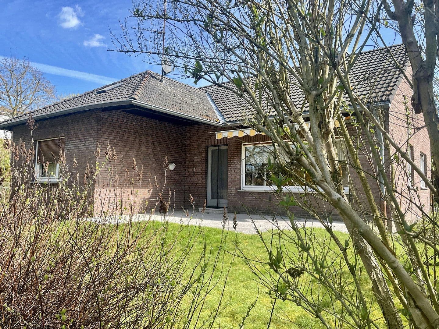 Prodej domu 106 m², pozemek 880 m², Münster, Severní Porýní-Vestfálsko Prodej domu 106 m², pozemek 880 m², Münster, Severní Porýní-Vestfálsko