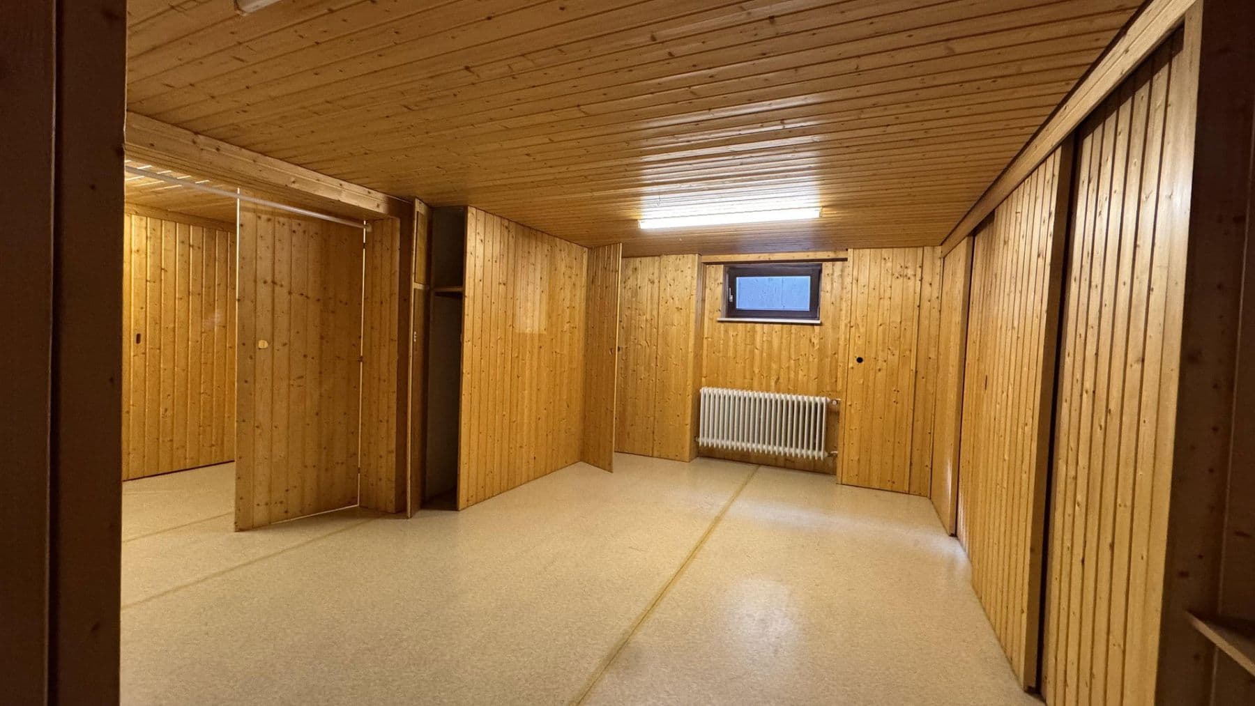 Prodej domu 167 m², pozemek 832 m², Ellwangen (Jagst), Bádensko-Württembersko Prodej domu 167 m², pozemek 832 m², Ellwangen (Jagst), Bádensko-Württembersko