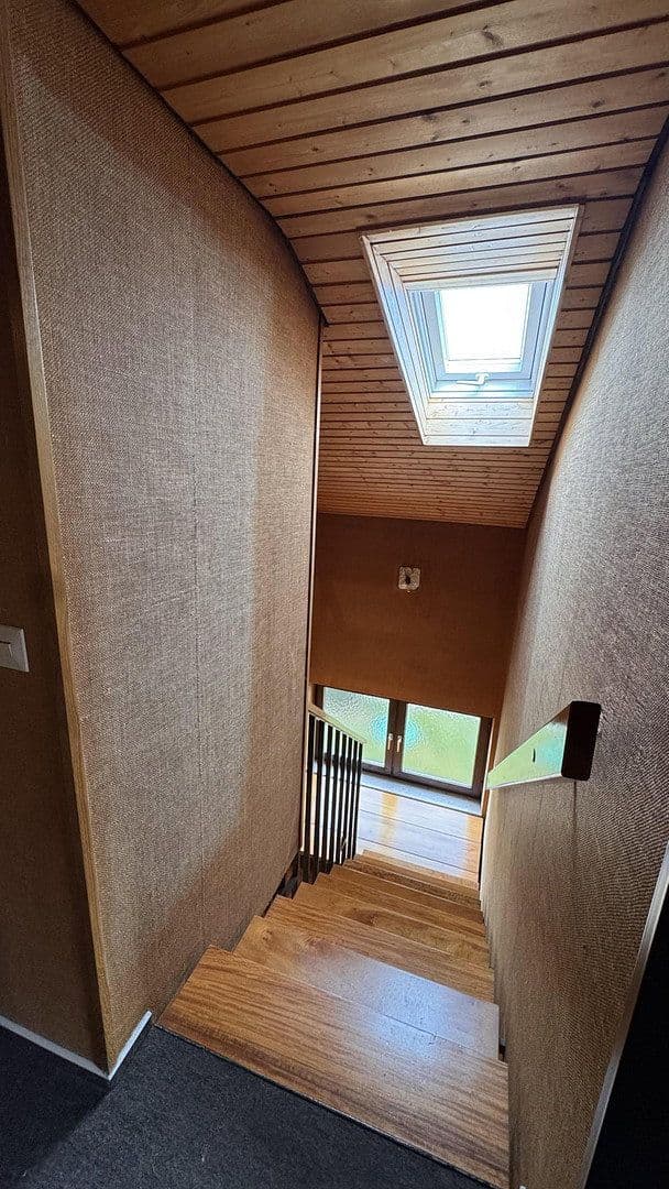 Prodej domu 167 m², pozemek 832 m², Ellwangen (Jagst), Bádensko-Württembersko Prodej domu 167 m², pozemek 832 m², Ellwangen (Jagst), Bádensko-Württembersko