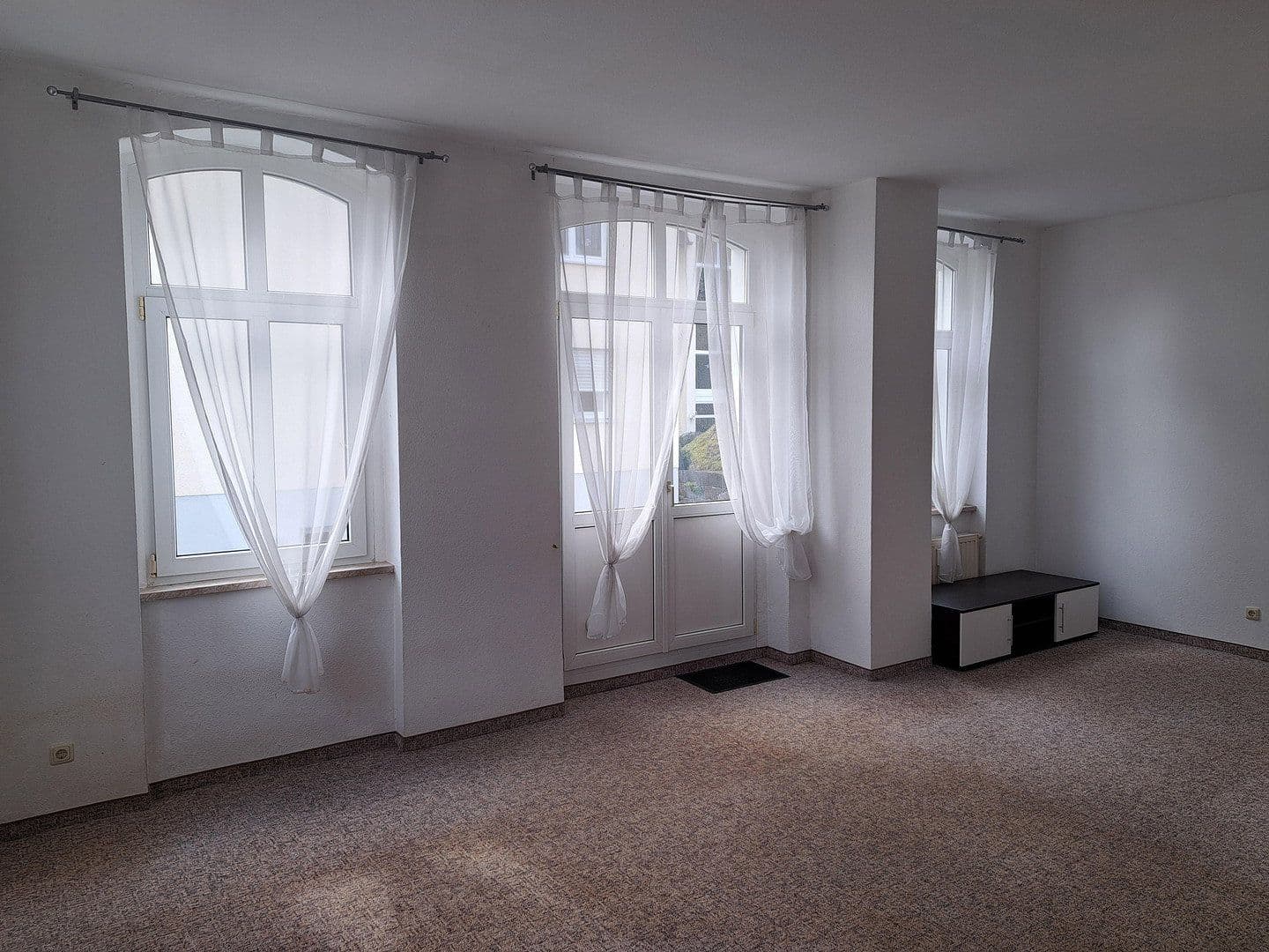 Prodej bytu 3+1 76 m², Roßbacher Str. 11, Bad Elster, Sasko Prodej bytu 3+1 76 m², Roßbacher Str. 11, Bad Elster, Sasko