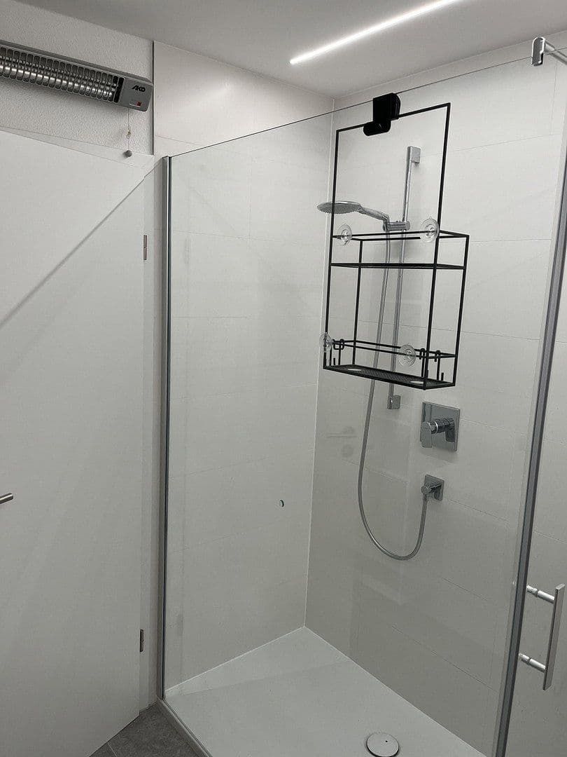 Pronájem bytu 3+kk 94 m², Kirchheim unter Teck, Bádensko-Württembersko Pronájem bytu 3+kk 94 m², Kirchheim unter Teck, Bádensko-Württembersko