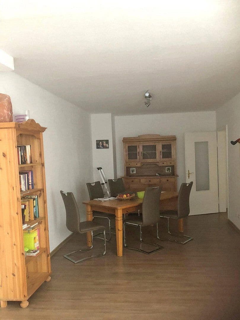 Pronájem bytu 3+1 97 m², Kübelmarkt 28, Bruchsal, Bádensko-Württembersko Pronájem bytu 3+1 97 m², Kübelmarkt 28, Bruchsal, Bádensko-Württembersko