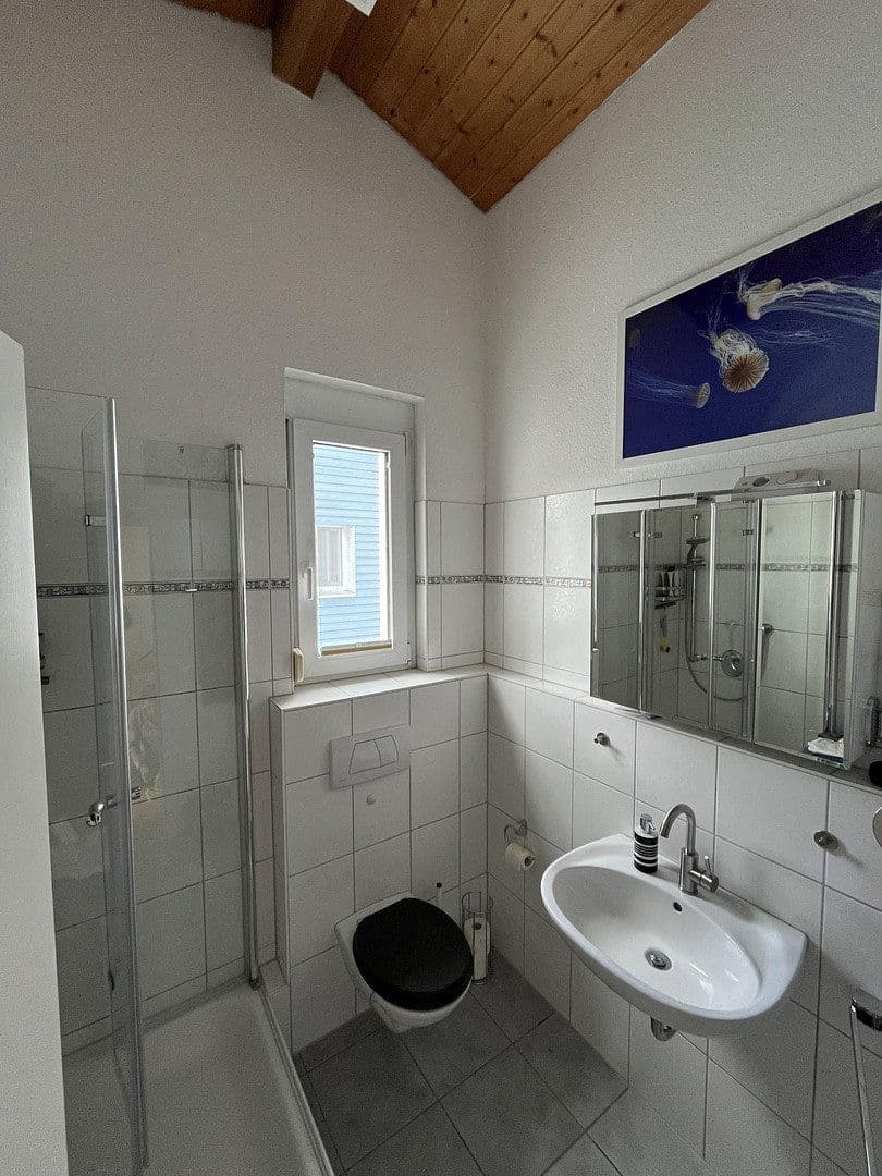 Prodej domu 120 m², pozemek 200 m², Kirchzarten, Bádensko-Württembersko Prodej domu 120 m², pozemek 200 m², Kirchzarten, Bádensko-Württembersko