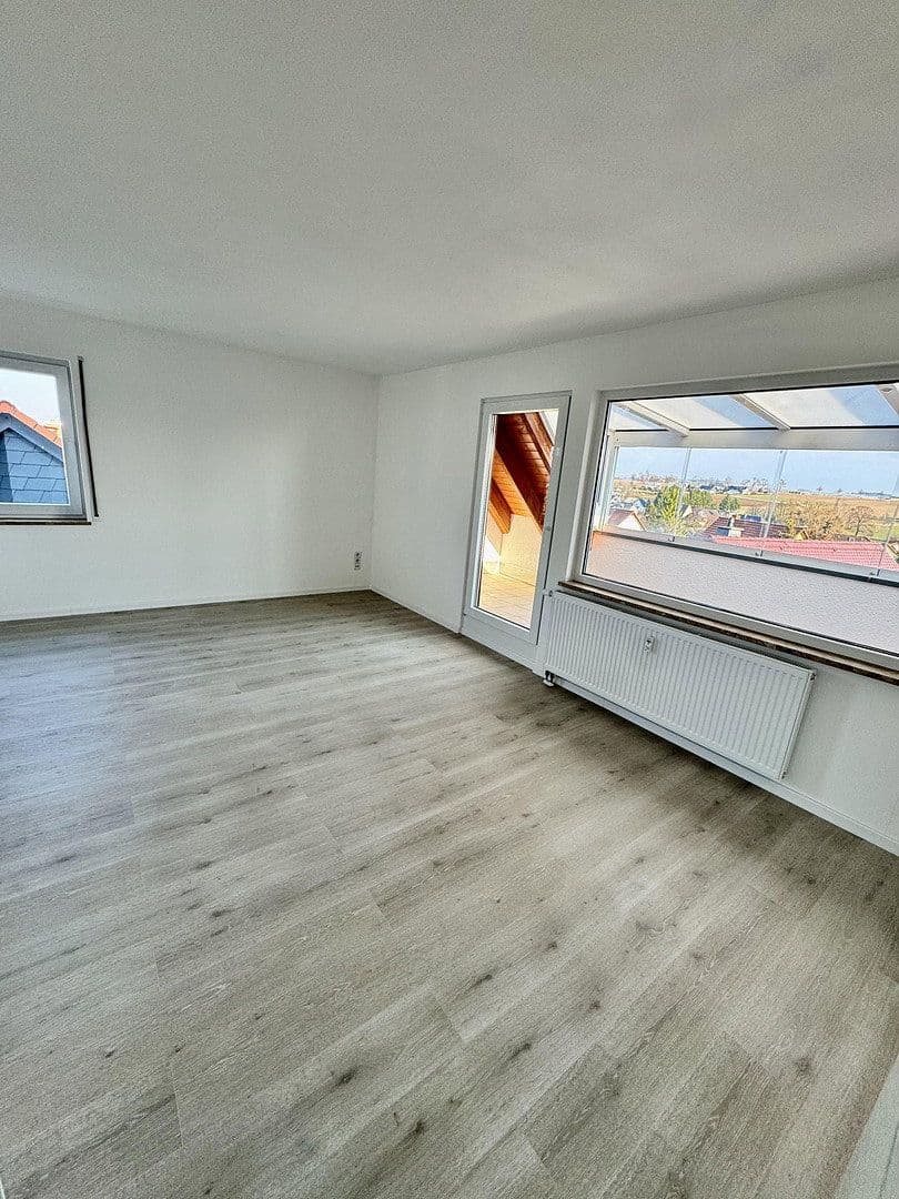 Pronájem bytu 3+kk 102 m², Birkenweg 9, Gornau, Sasko Pronájem bytu 3+kk 102 m², Birkenweg 9, Gornau, Sasko