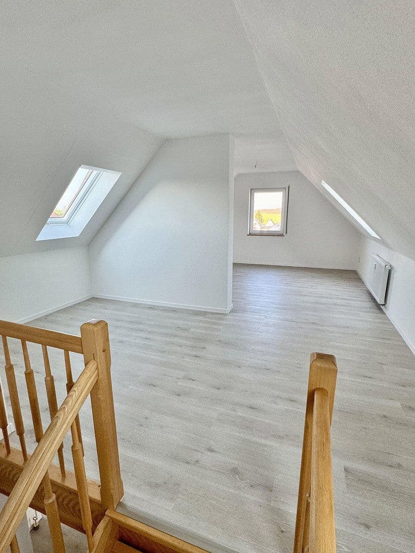 Pronájem bytu 3+kk 102 m², Birkenweg 9, Gornau, Sasko Pronájem bytu 3+kk 102 m², Birkenweg 9, Gornau, Sasko