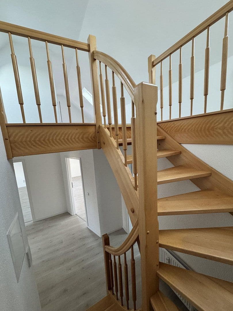 Pronájem bytu 3+kk 102 m², Birkenweg 9, Gornau, Sasko Pronájem bytu 3+kk 102 m², Birkenweg 9, Gornau, Sasko