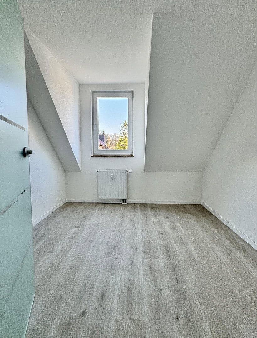 Pronájem bytu 3+kk 102 m², Birkenweg 9, Gornau, Sasko Pronájem bytu 3+kk 102 m², Birkenweg 9, Gornau, Sasko