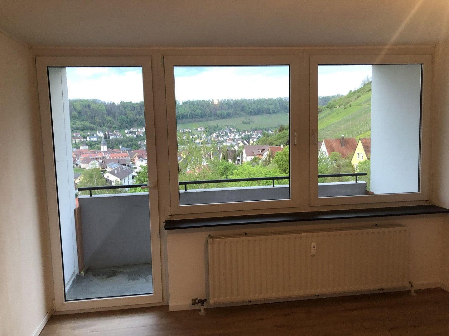 Pronájem bytu 2+1 60 m², Bachäcker 21, Niedernhall, Bádensko-Württembersko Pronájem bytu 2+1 60 m², Bachäcker 21, Niedernhall, Bádensko-Württembersko