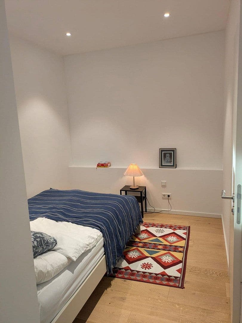 Pronájem bytu 1+kk 53 m², Fürstenrieder Str. 285, München, Bavorsko Pronájem bytu 1+kk 53 m², Fürstenrieder Str. 285, München, Bavorsko