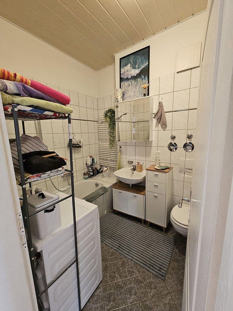 Pronájem bytu 3+1 55 m², Rathenaustraße 23, Erfurt, Durynsko Pronájem bytu 3+1 55 m², Rathenaustraße 23, Erfurt, Durynsko