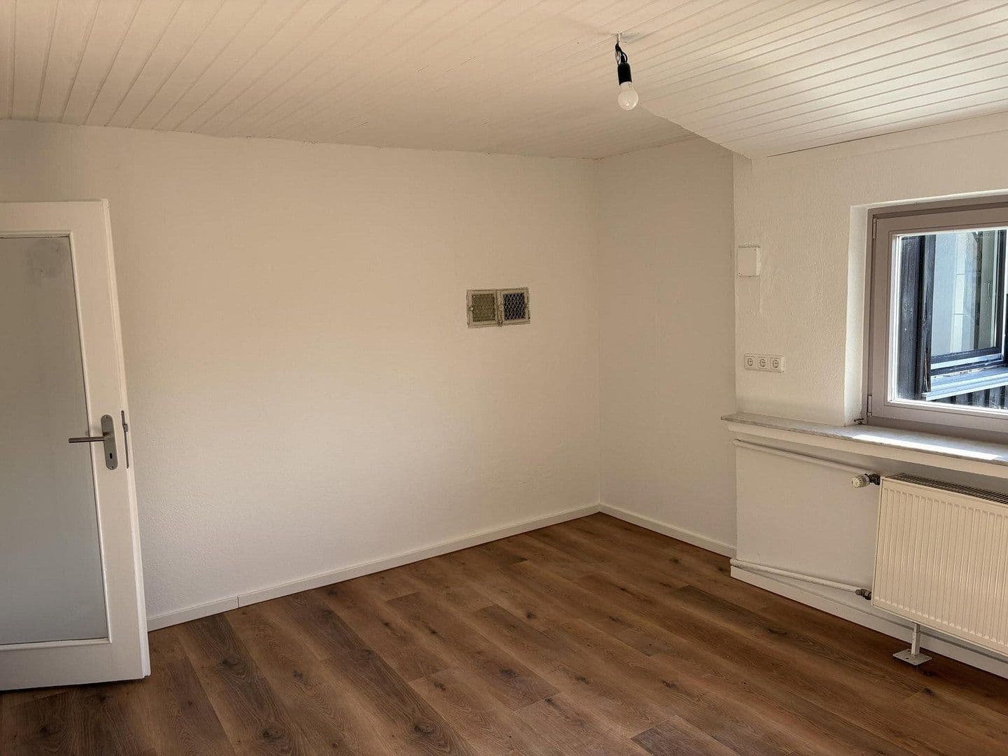 Pronájem bytu 3+kk 139 m², Blumenstraße 34, Karlsfeld, Bavorsko Pronájem bytu 3+kk 139 m², Blumenstraße 34, Karlsfeld, Bavorsko
