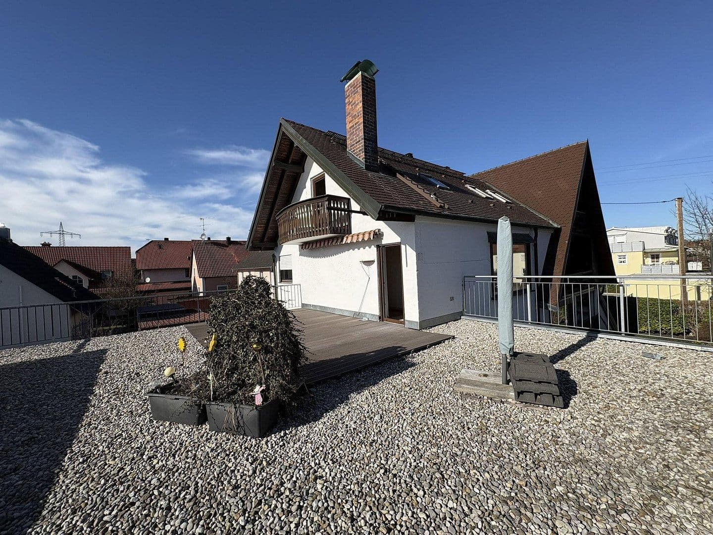 Pronájem bytu 3+kk 139 m², Blumenstraße 34, Karlsfeld, Bavorsko Pronájem bytu 3+kk 139 m², Blumenstraße 34, Karlsfeld, Bavorsko