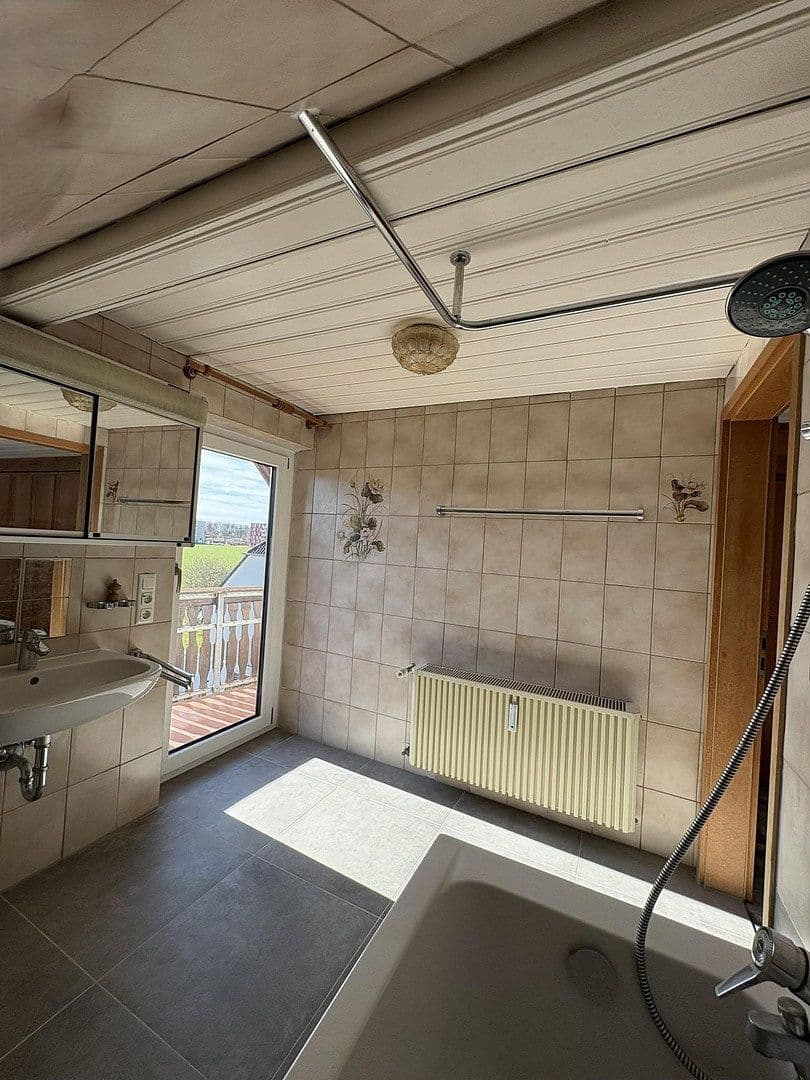 Pronájem bytu 3+kk 139 m², Blumenstraße 34, Karlsfeld, Bavorsko Pronájem bytu 3+kk 139 m², Blumenstraße 34, Karlsfeld, Bavorsko