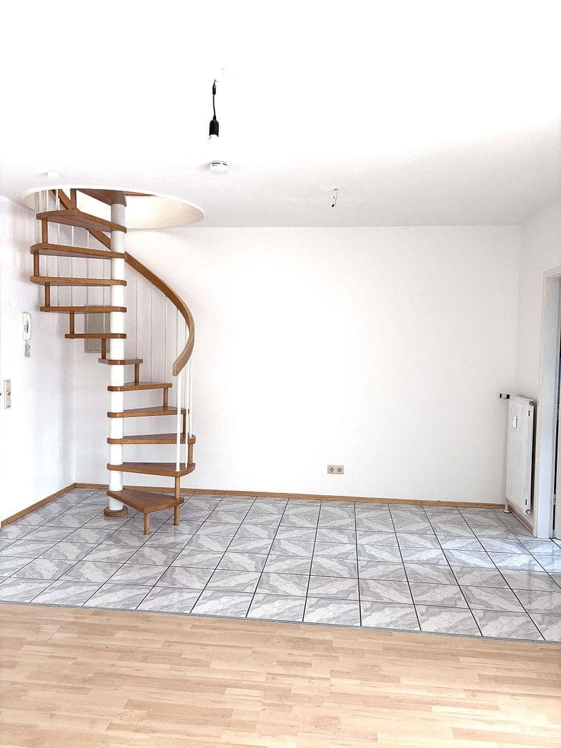 Pronájem bytu 3+1 82 m², Bahnhofstr. 22d, Usingen, Hessen Pronájem bytu 3+1 82 m², Bahnhofstr. 22d, Usingen, Hessen