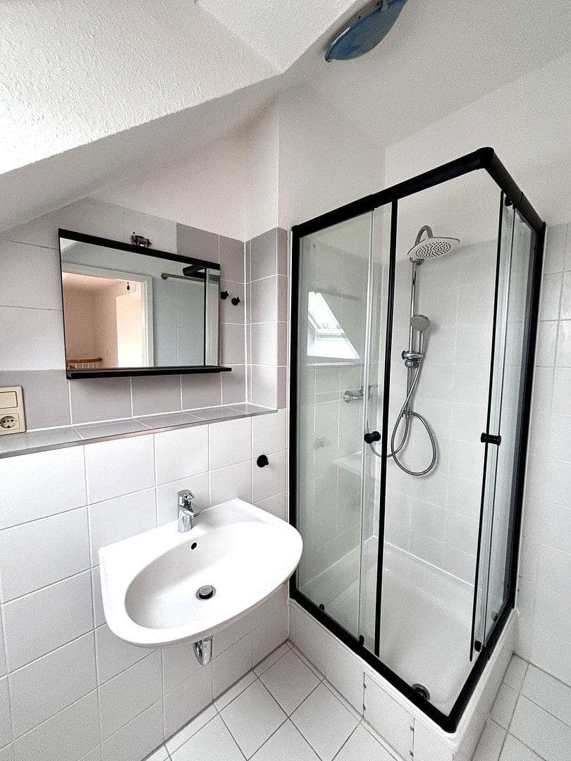 Pronájem bytu 3+1 82 m², Bahnhofstr. 22d, Usingen, Hessen Pronájem bytu 3+1 82 m², Bahnhofstr. 22d, Usingen, Hessen