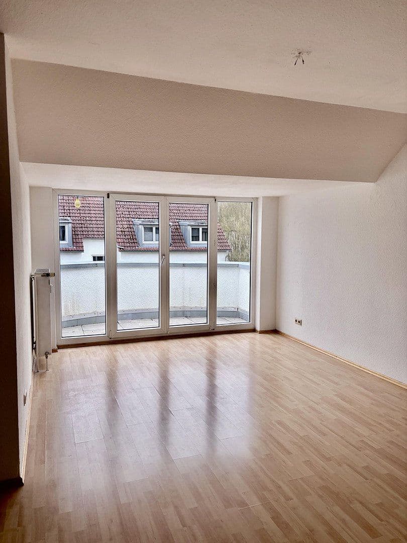 Pronájem bytu 3+1 82 m², Bahnhofstr. 22d, Usingen, Hessen Pronájem bytu 3+1 82 m², Bahnhofstr. 22d, Usingen, Hessen