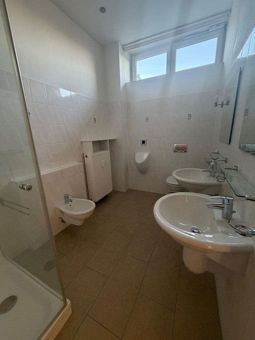 Pronájem bytu 3+1 95 m², Hambacherstr 21, Neustadt, Porýní-Falc Pronájem bytu 3+1 95 m², Hambacherstr 21, Neustadt, Porýní-Falc