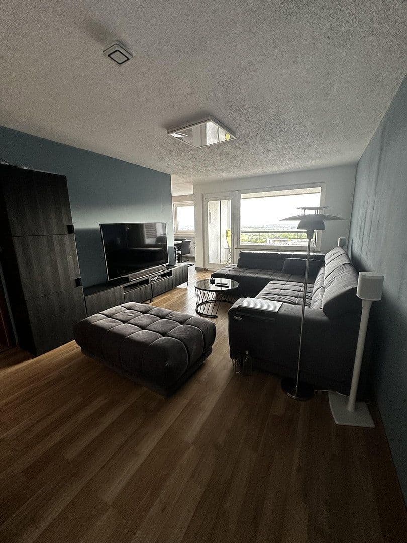 Prodej bytu 3+kk 87 m², Strohgäustraße 11, Leonberg, Bádensko-Württembersko Prodej bytu 3+kk 87 m², Strohgäustraße 11, Leonberg, Bádensko-Württembersko