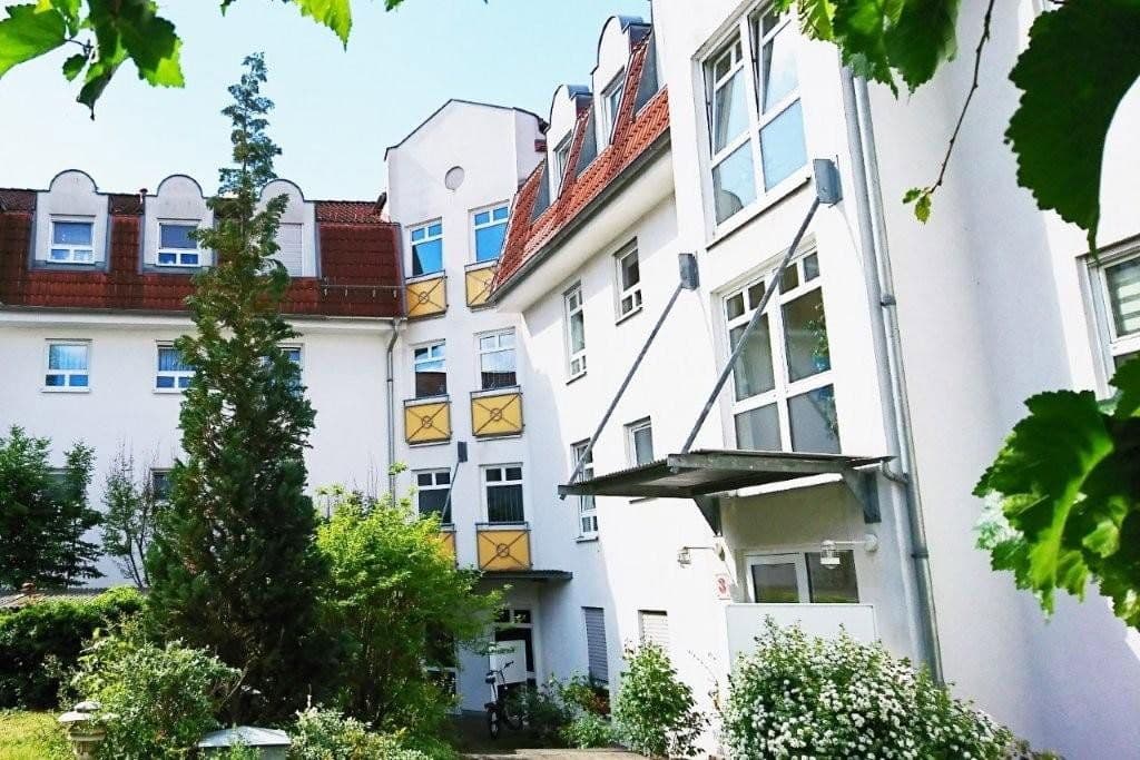 Pronájem bytu 2+1 60 m², Kunzestraße 5, Leipzig, Sasko Pronájem bytu 2+1 60 m², Kunzestraße 5, Leipzig, Sasko