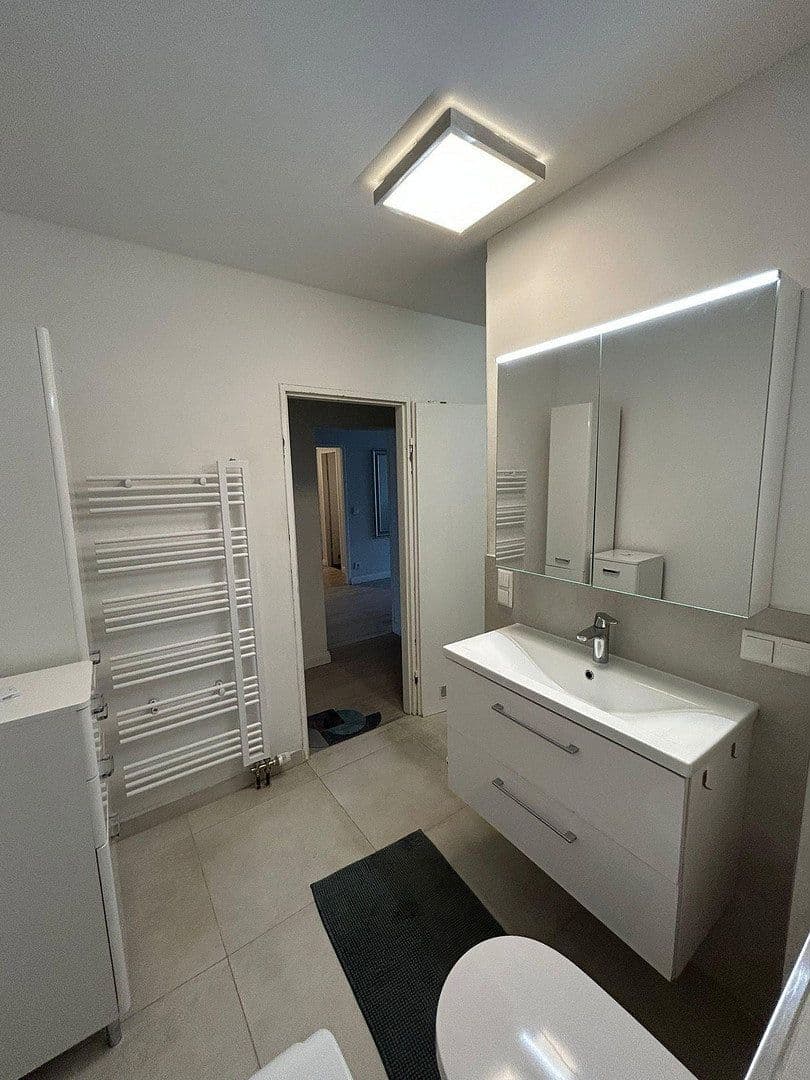 Prodej bytu 3+kk 115 m², Berlin, Berlín Prodej bytu 3+kk 115 m², Berlin, Berlín