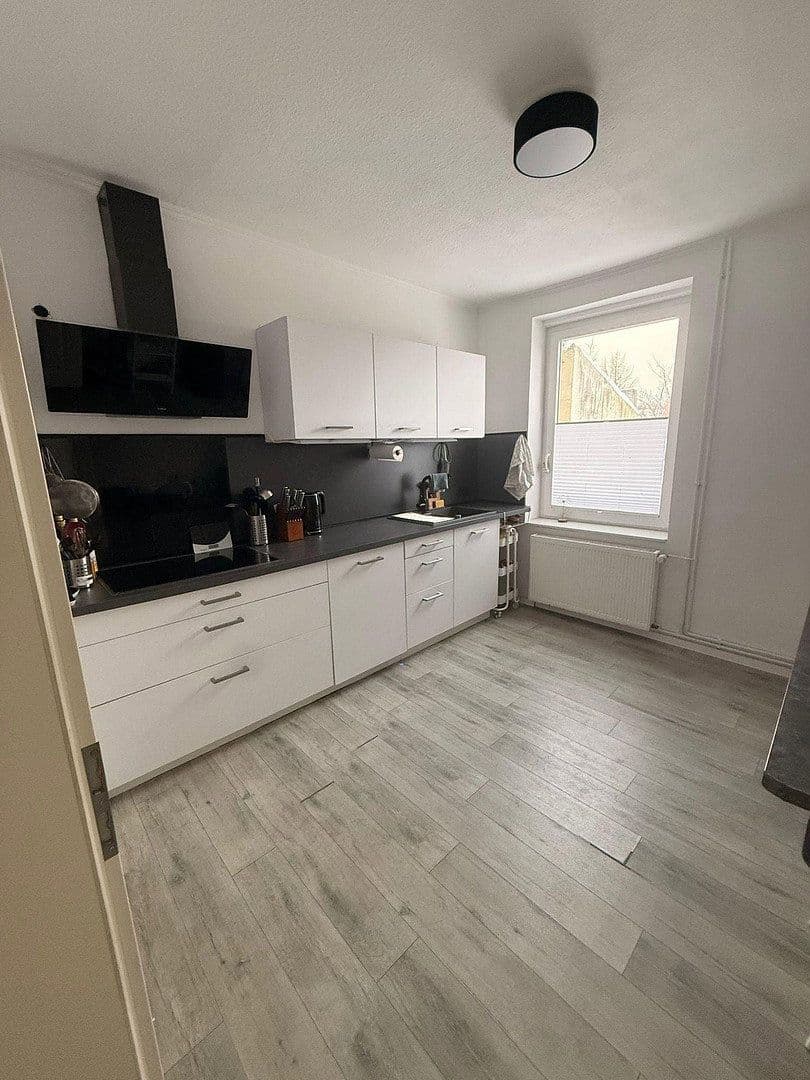 Prodej domu 150 m², pozemek 573 m², Köppenweg 9, Einbeck, Dolní Sasko Prodej domu 150 m², pozemek 573 m², Köppenweg 9, Einbeck, Dolní Sasko