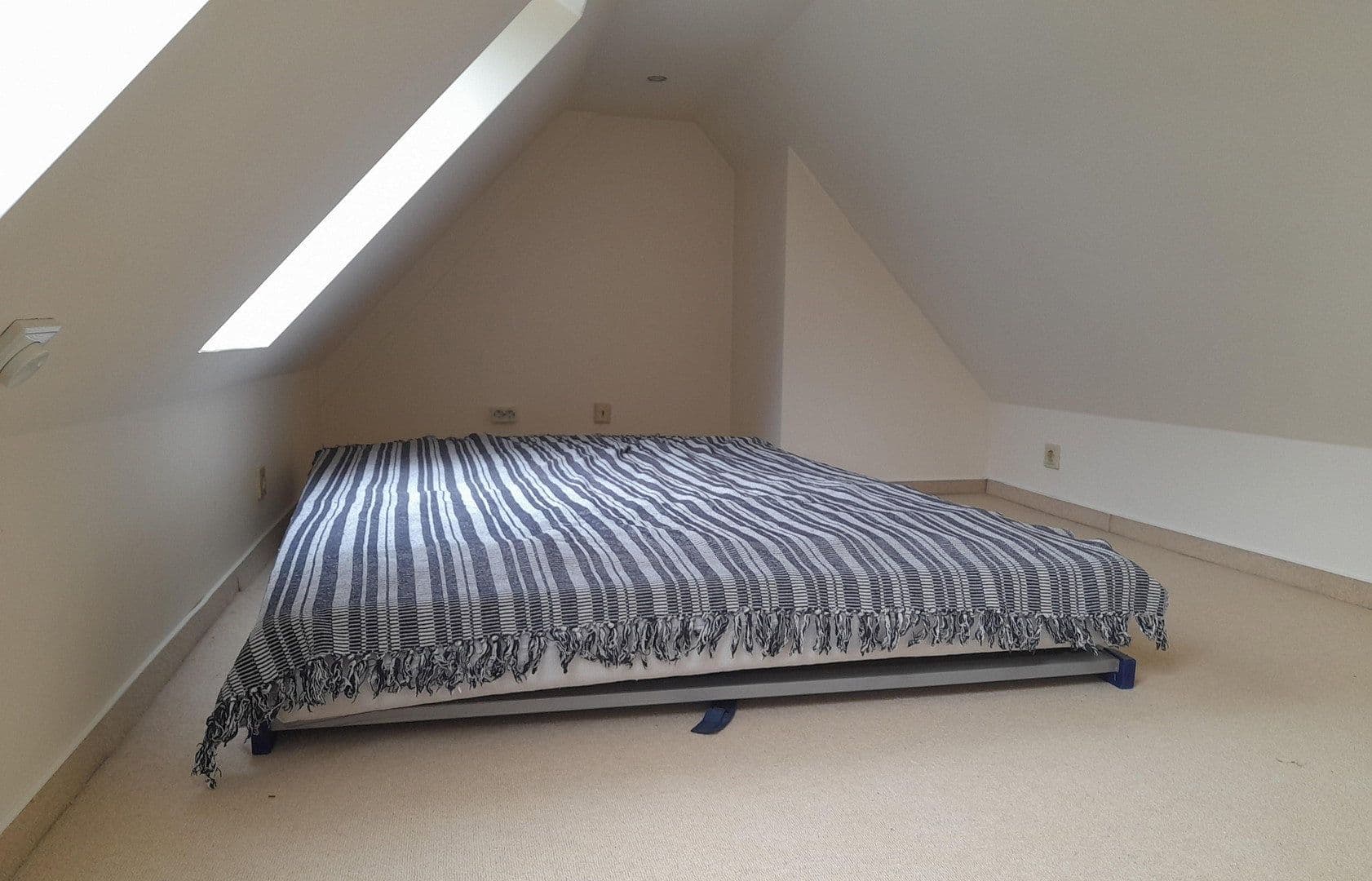 Prodej bytu 3+1 100 m², Hamburg, Hamburg Prodej bytu 3+1 100 m², Hamburg, Hamburg