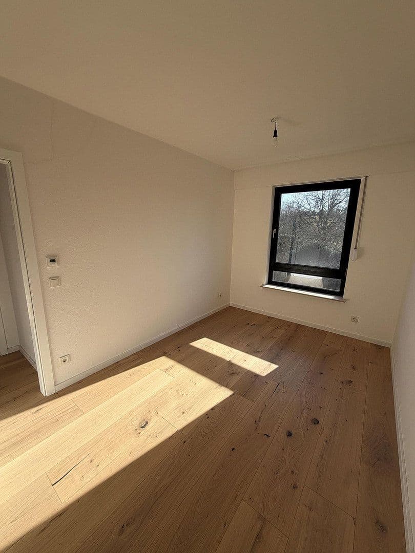 Prodej domu 132 m², pozemek 222 m², Keplerstr., Sankt Augustin, Severní Porýní-Vestfálsko Prodej domu 132 m², pozemek 222 m², Keplerstr., Sankt Augustin, Severní Porýní-Vestfálsko