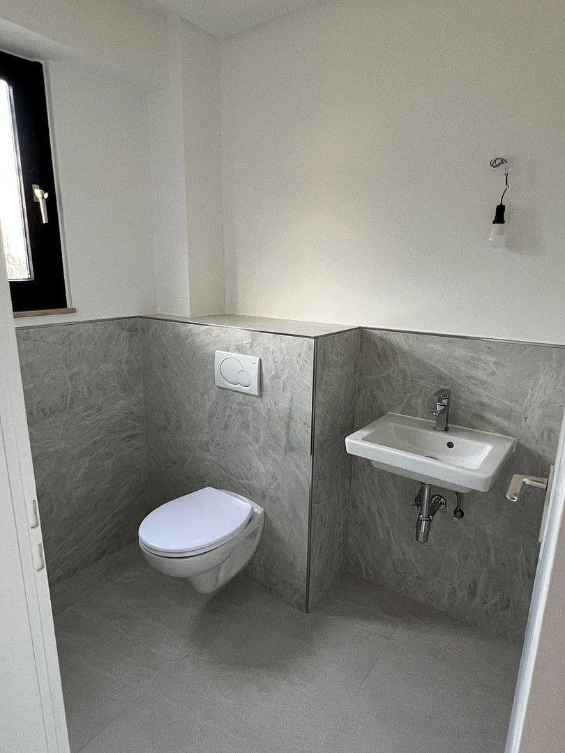 Prodej domu 132 m², pozemek 222 m², Keplerstr., Sankt Augustin, Severní Porýní-Vestfálsko Prodej domu 132 m², pozemek 222 m², Keplerstr., Sankt Augustin, Severní Porýní-Vestfálsko