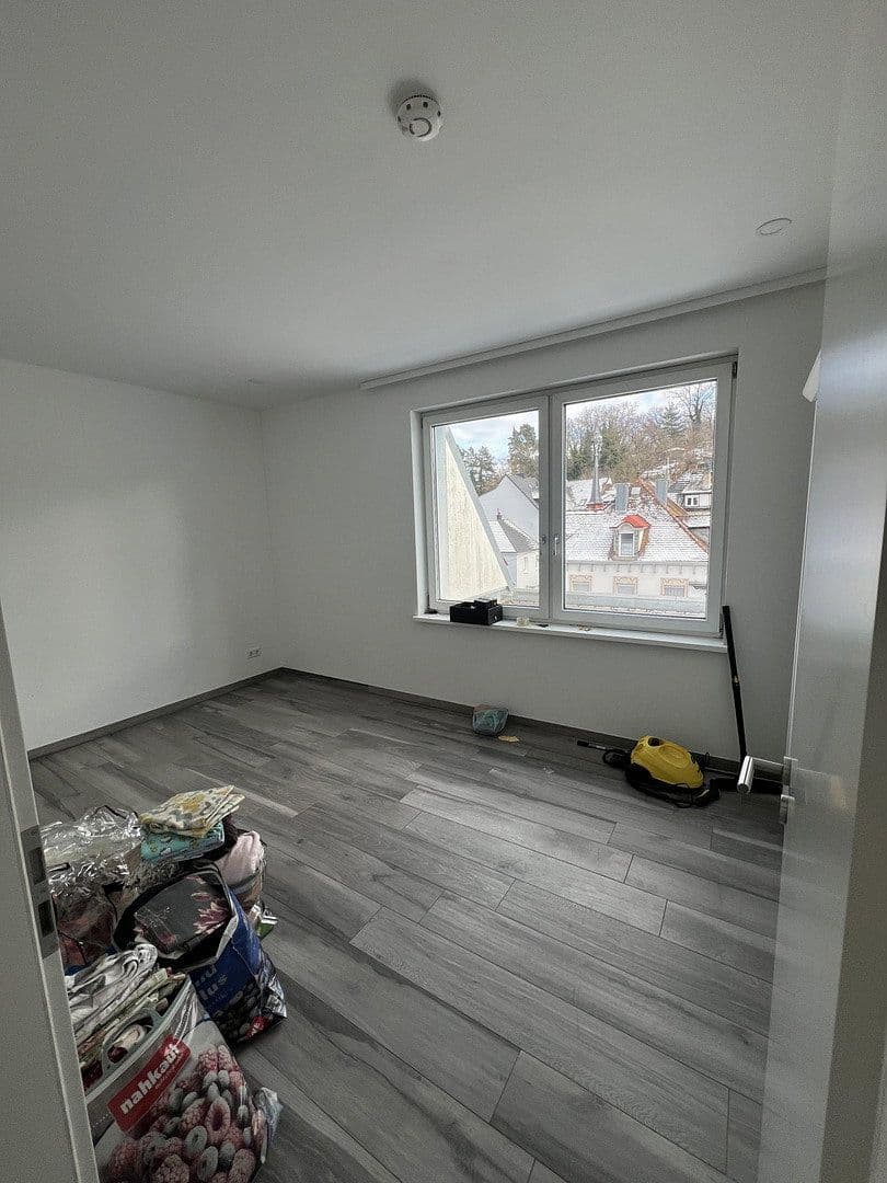 Prodej bytu 3+1 107 m², Herrenstr 15, Pforzheim, Bádensko-Württembersko Prodej bytu 3+1 107 m², Herrenstr 15, Pforzheim, Bádensko-Württembersko