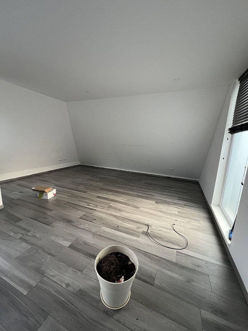 Prodej bytu 3+1 107 m², Herrenstr 15, Pforzheim, Bádensko-Württembersko Prodej bytu 3+1 107 m², Herrenstr 15, Pforzheim, Bádensko-Württembersko