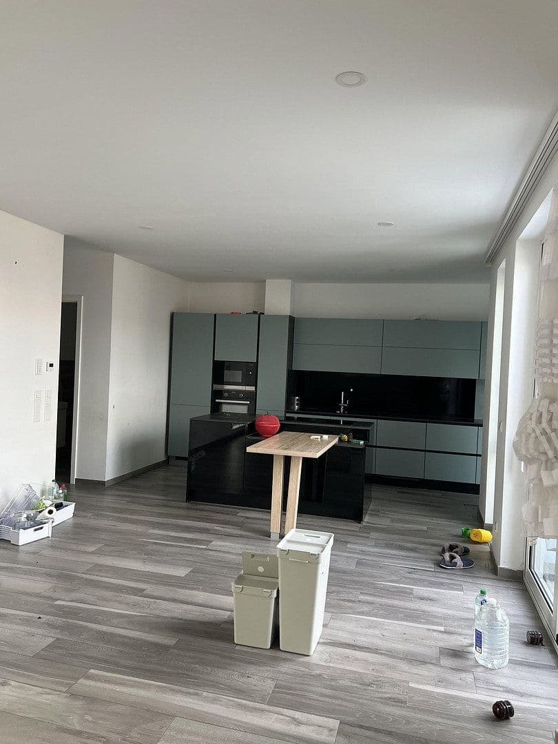 Prodej bytu 3+1 107 m², Herrenstr 15, Pforzheim, Bádensko-Württembersko Prodej bytu 3+1 107 m², Herrenstr 15, Pforzheim, Bádensko-Württembersko
