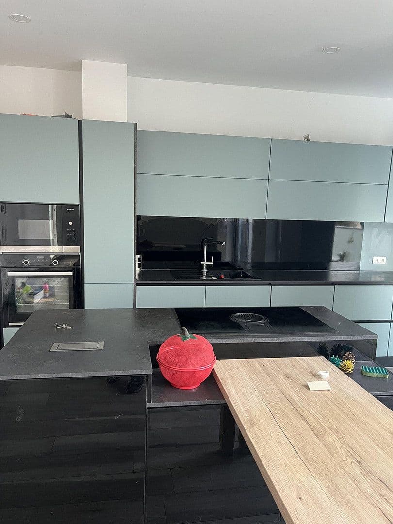 Prodej bytu 3+1 107 m², Herrenstr 15, Pforzheim, Bádensko-Württembersko Prodej bytu 3+1 107 m², Herrenstr 15, Pforzheim, Bádensko-Württembersko