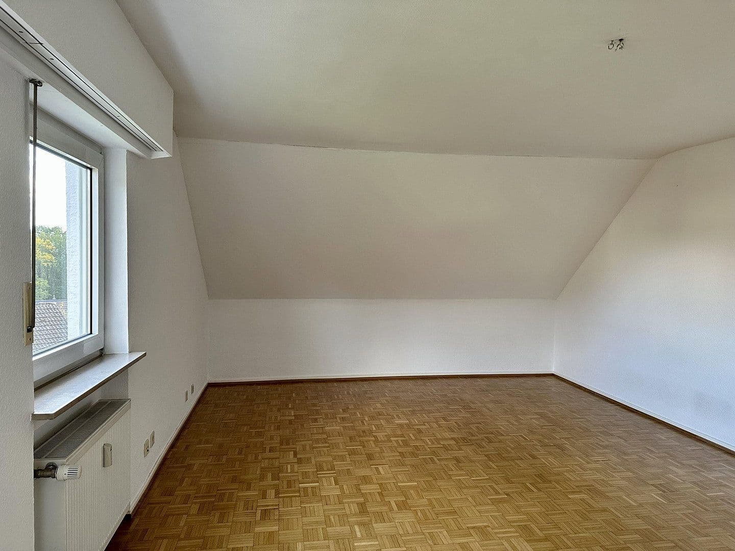 Pronájem bytu 3+kk 98 m², Saarbrücken, Země Sársko Pronájem bytu 3+kk 98 m², Saarbrücken, Země Sársko