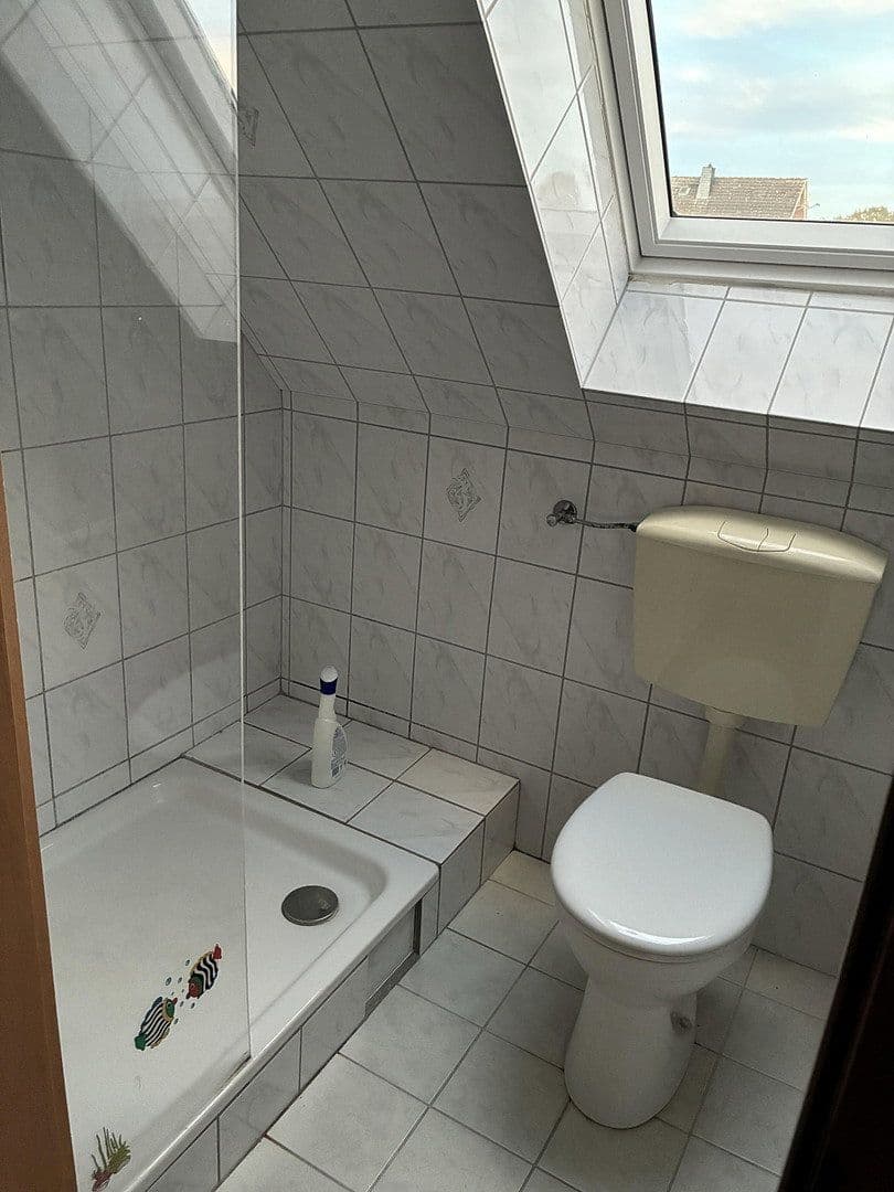 Prodej domu 115 m², pozemek 789 m², Garbsen, Dolní Sasko Prodej domu 115 m², pozemek 789 m², Garbsen, Dolní Sasko