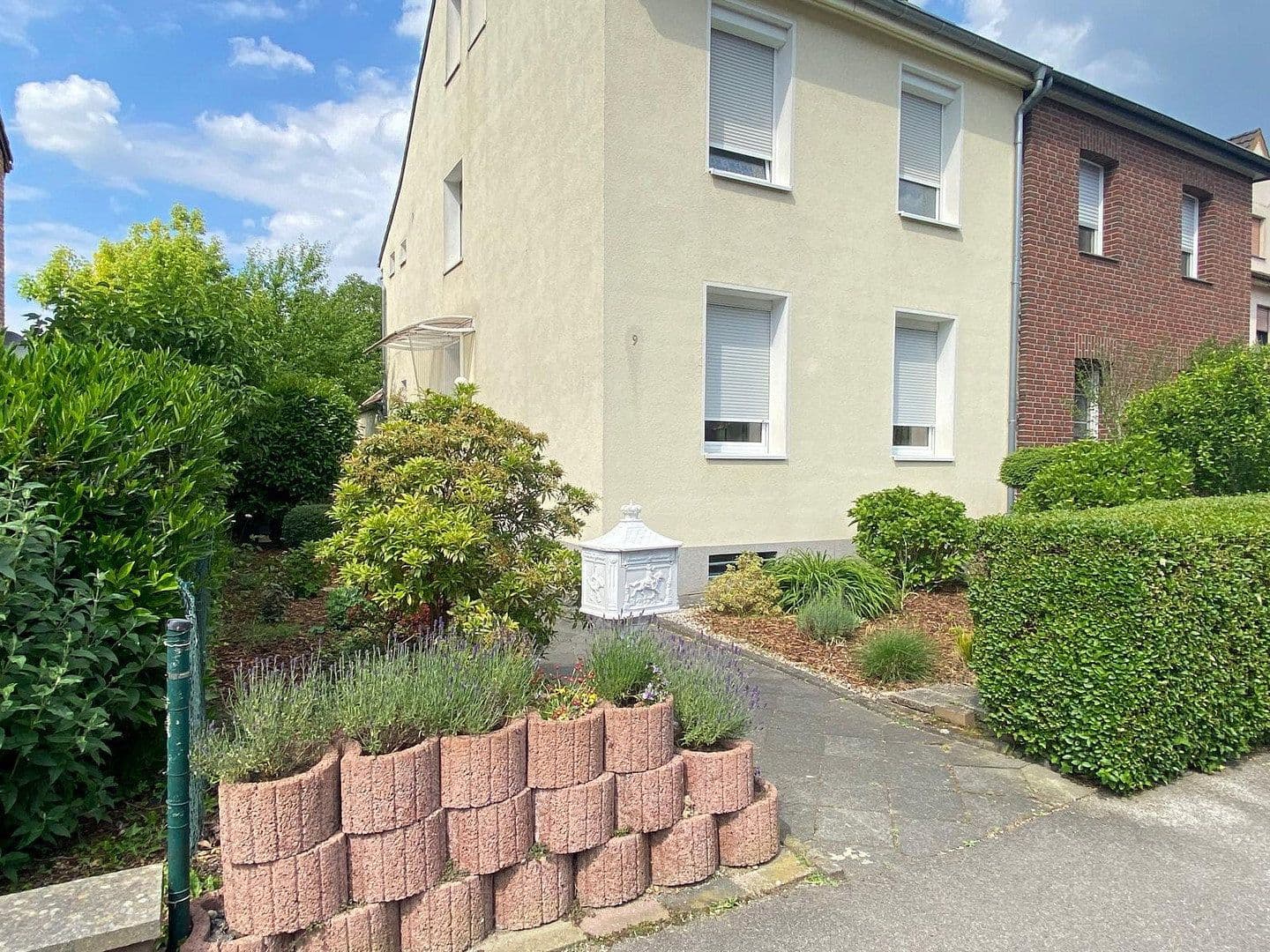 Prodej domu 122 m², pozemek 291 m², Falkenstr. 9, Mönchengladbach, Severní Porýní-Vestfálsko Prodej domu 122 m², pozemek 291 m², Falkenstr. 9, Mönchengladbach, Severní Porýní-Vestfálsko