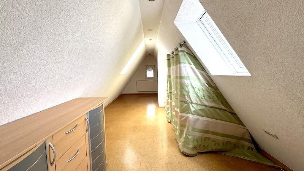 Prodej domu 180 m², pozemek 238 m², Lauf an der Pegnitz, Bavorsko Prodej domu 180 m², pozemek 238 m², Lauf an der Pegnitz, Bavorsko