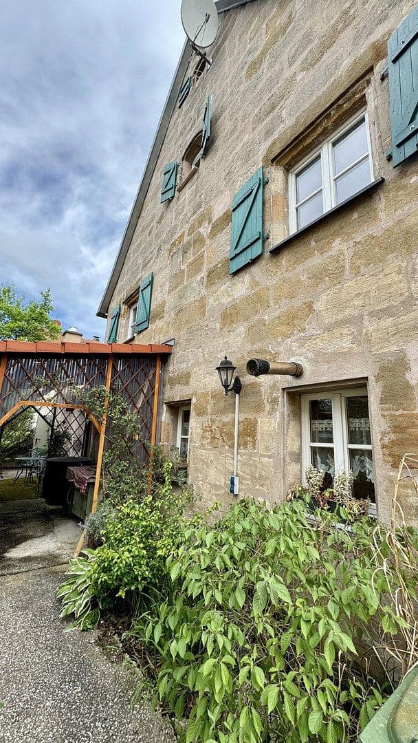 Prodej domu 180 m², pozemek 238 m², Lauf an der Pegnitz, Bavorsko Prodej domu 180 m², pozemek 238 m², Lauf an der Pegnitz, Bavorsko