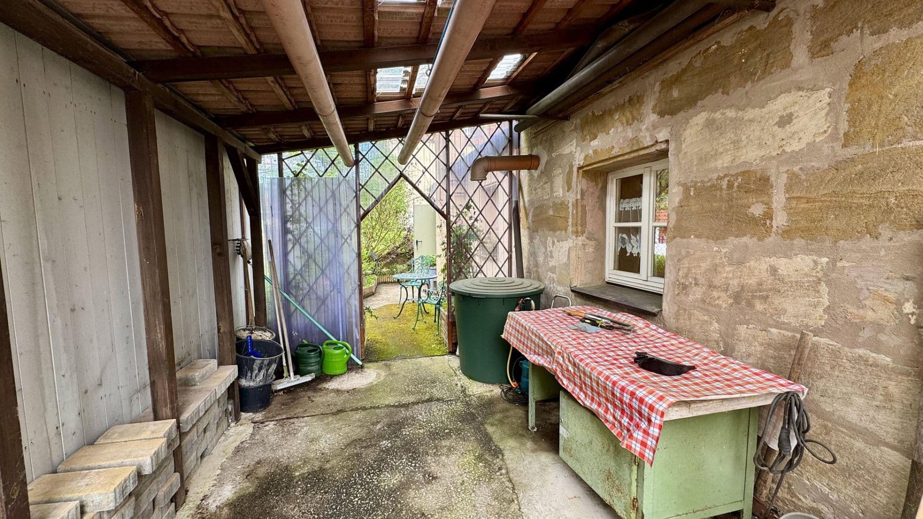 Prodej domu 180 m², pozemek 238 m², Lauf an der Pegnitz, Bavorsko Prodej domu 180 m², pozemek 238 m², Lauf an der Pegnitz, Bavorsko