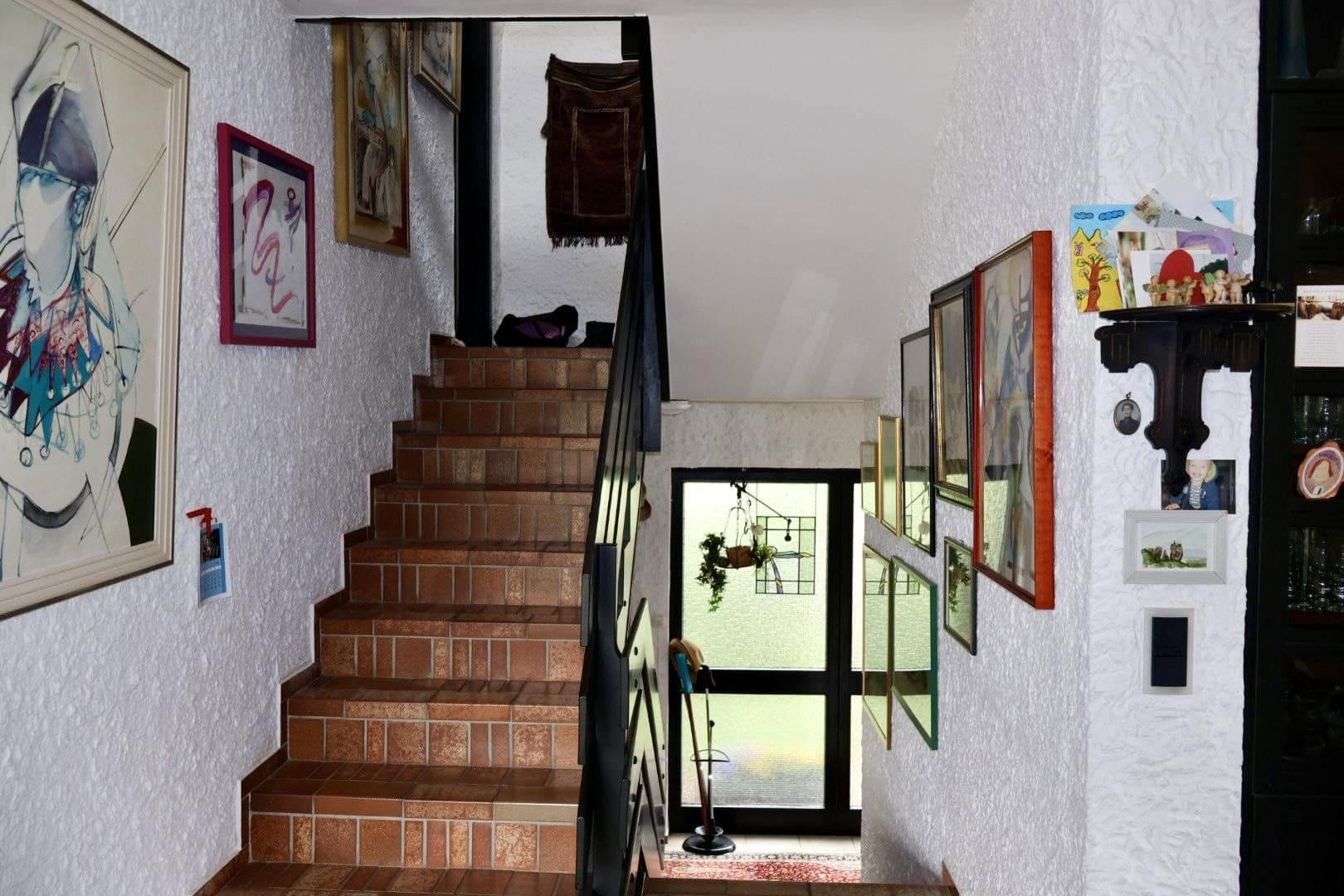 Prodej domu 210 m², pozemek 584 m², Hasselroth, Hessen Prodej domu 210 m², pozemek 584 m², Hasselroth, Hessen