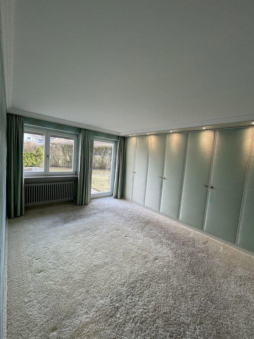 Prodej domu 448 m², pozemek 1.825 m², Neuburg am Inn, Bavorsko Prodej domu 448 m², pozemek 1.825 m², Neuburg am Inn, Bavorsko