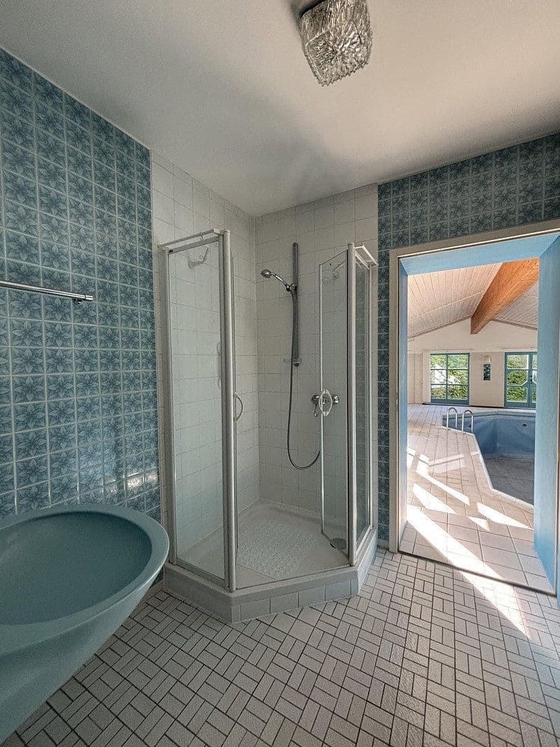 Prodej domu 448 m², pozemek 1.825 m², Neuburg am Inn, Bavorsko Prodej domu 448 m², pozemek 1.825 m², Neuburg am Inn, Bavorsko