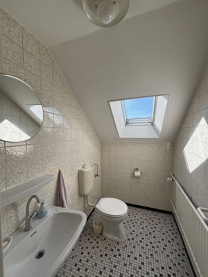 Prodej domu 448 m², pozemek 1.825 m², Neuburg am Inn, Bavorsko Prodej domu 448 m², pozemek 1.825 m², Neuburg am Inn, Bavorsko